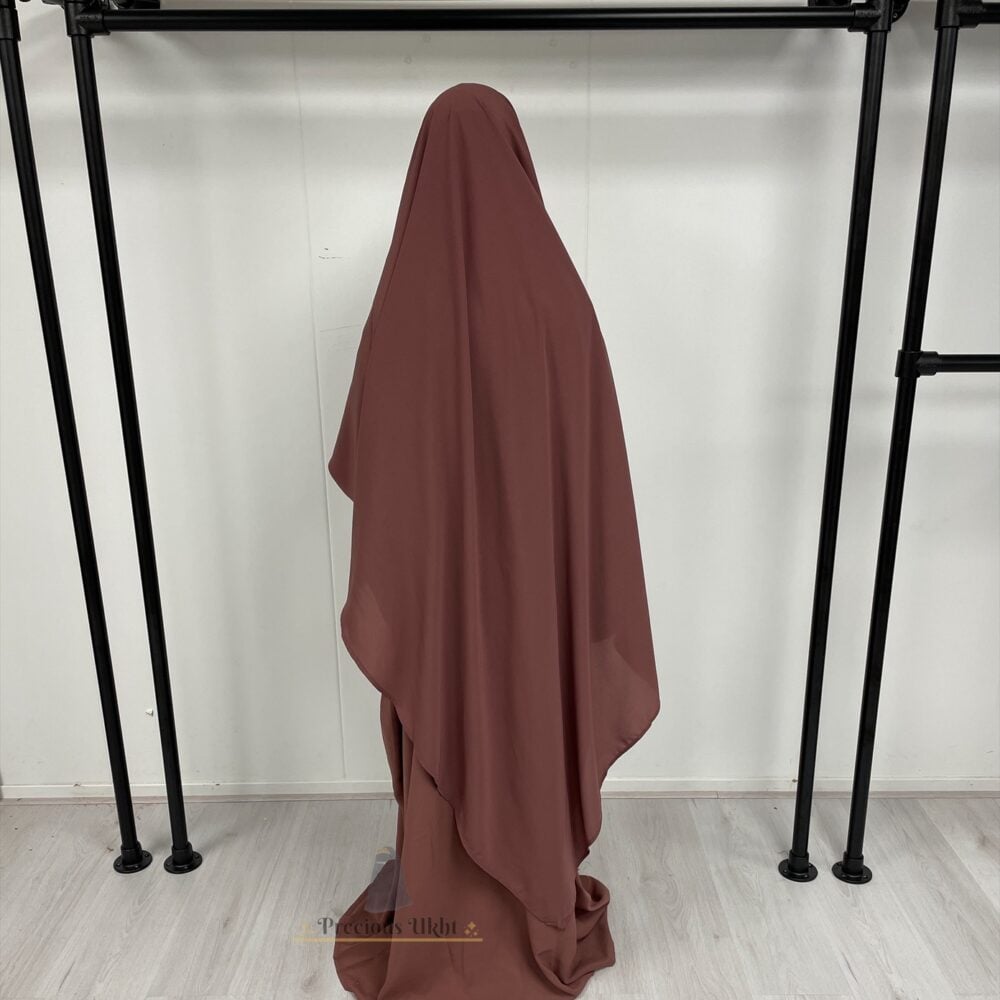 Alternative view of Amira Khimaar Long 'Mauve'