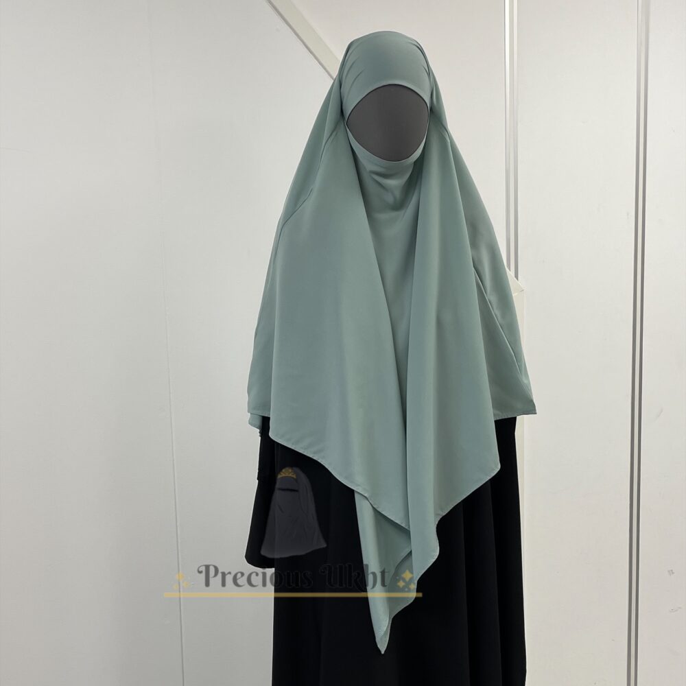 Amira Khimaar Short 'Minty'