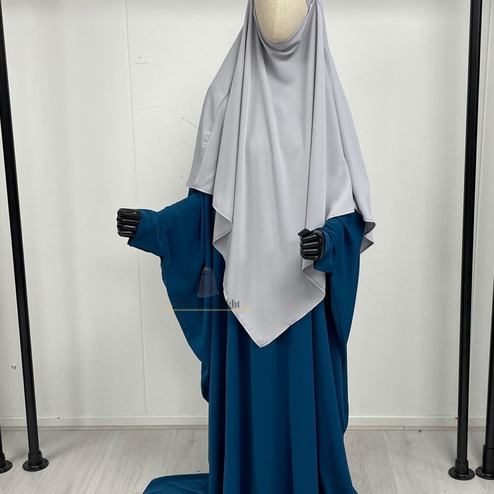 Amira Khimaar Short ‘Light Grey’ (Medina Silk Fabrics)