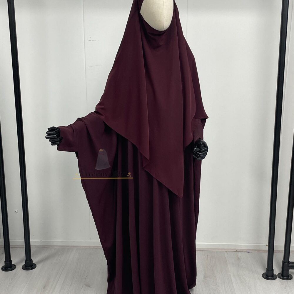 Amira Khimaar Short ‘Plum’ (Medina Silk Fabrics)