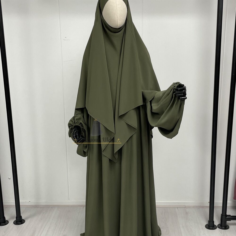 Amira Khimaar Short ‘Khaki’ (Medina Silk Fabrics)