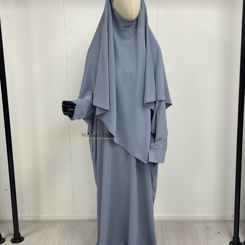 Amira Khimaar Short ‘Soft Blue’ (Medina Silk Fabrics)