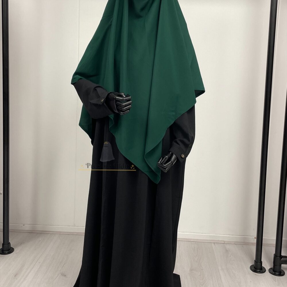 Amira Khimaar Short ‘Forest Green’ (Medina Silk Fabric)