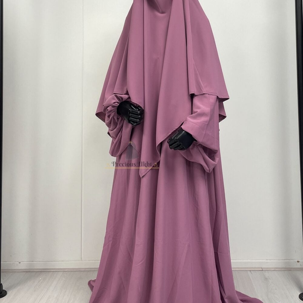 Amira Khimaar Short ‘Dark Lila’ (Medina Silk Fabric)