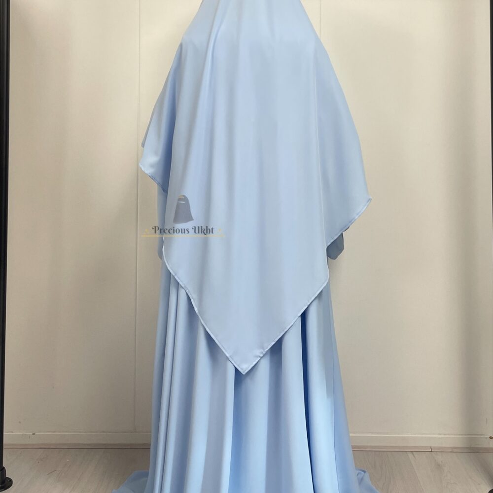 Alternative view of Amira Khimaar Short ‘Baby Blue’ (Medina Silk Fabrics)
