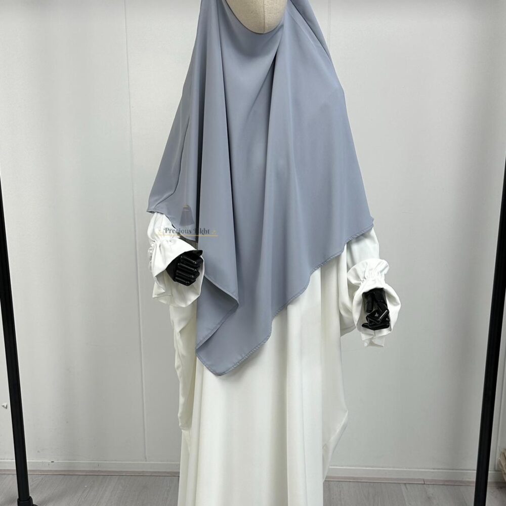 Amira Khimaar Short ‘Soft Grey Blue’ (Medina Silk Fabric)