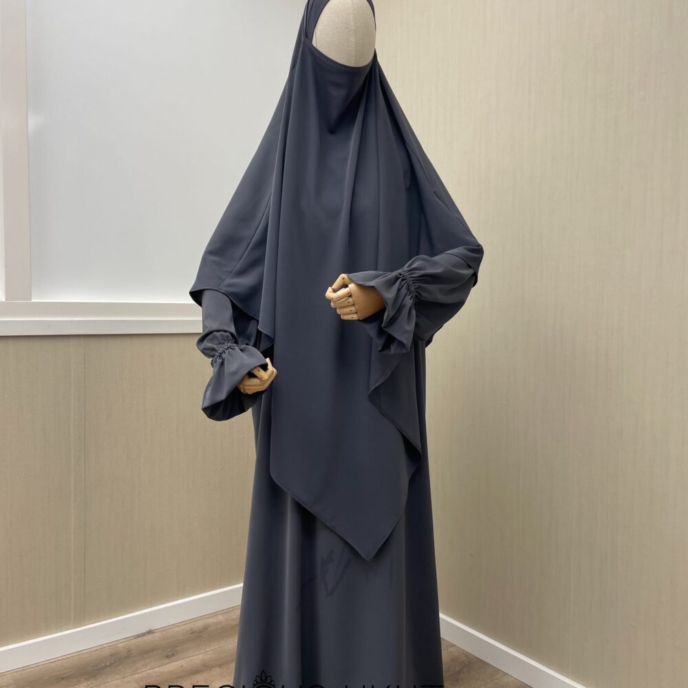 Amira Khimaar Long ‘Dark Grey’ (Medina Silk Fabric)