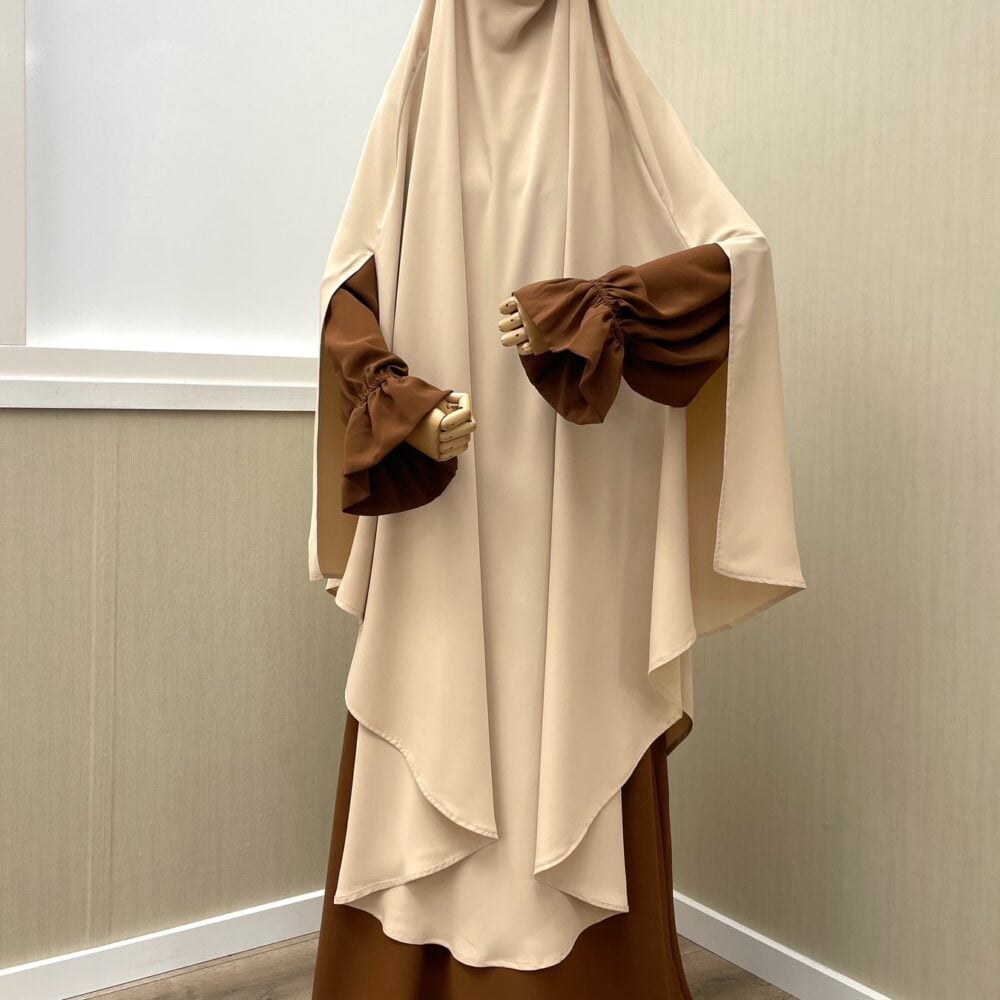 Alternative view of Assiyah Abaya 'Brown'