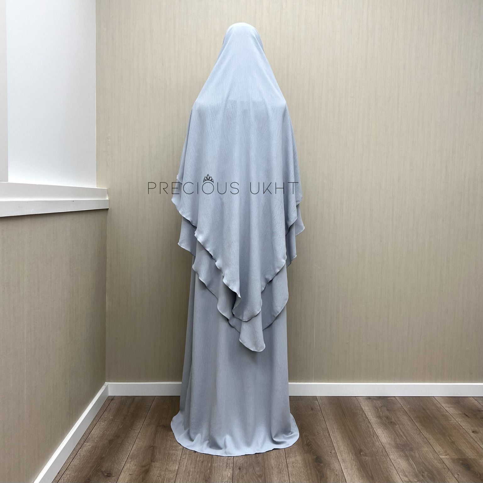 Alternative view of 2 Laags Stretch Khimaar & Pofmouw Abaya ‘Light Grey’ (Jazz Fabric)