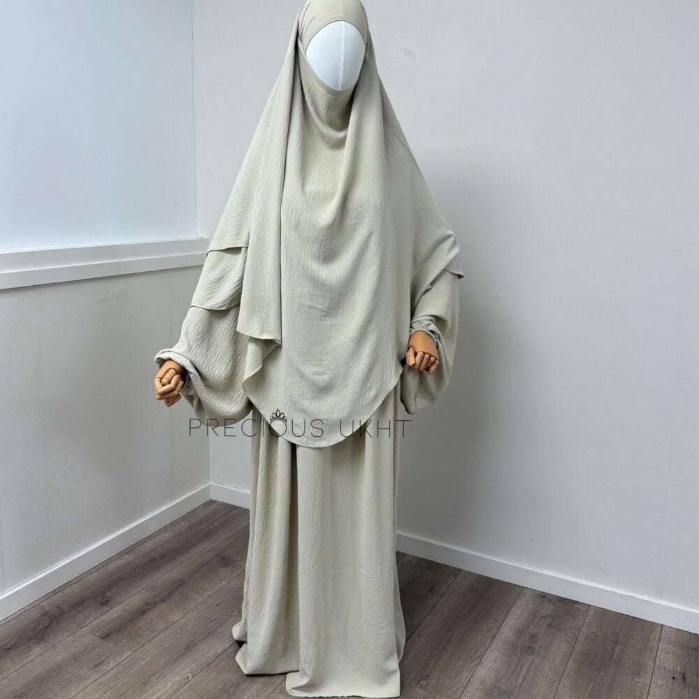 2 Laags Stretch Khimaar & Pofmouw Abaya ‘Cremé Beige’ (Jazz Fabric)