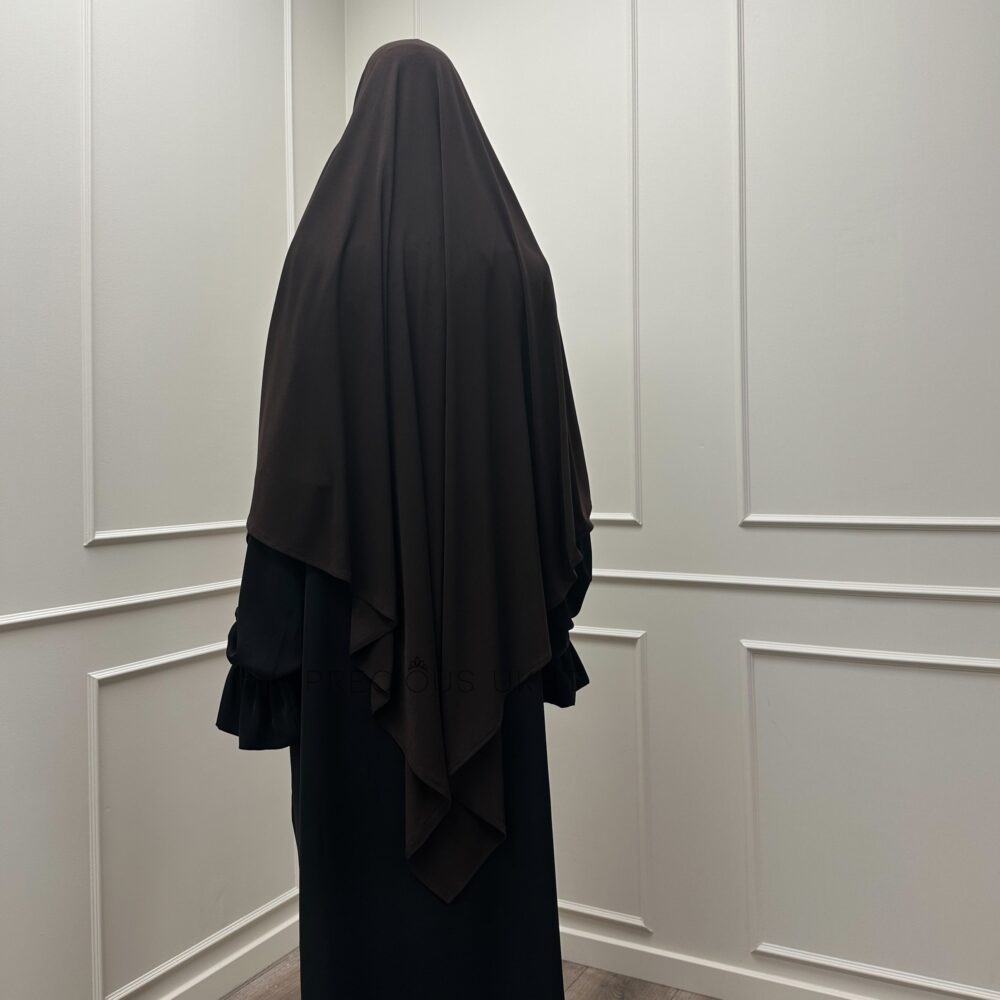 Alternative view of Amira Khimaar Short ‘Dark Chocolate’ (Premium Jersey)