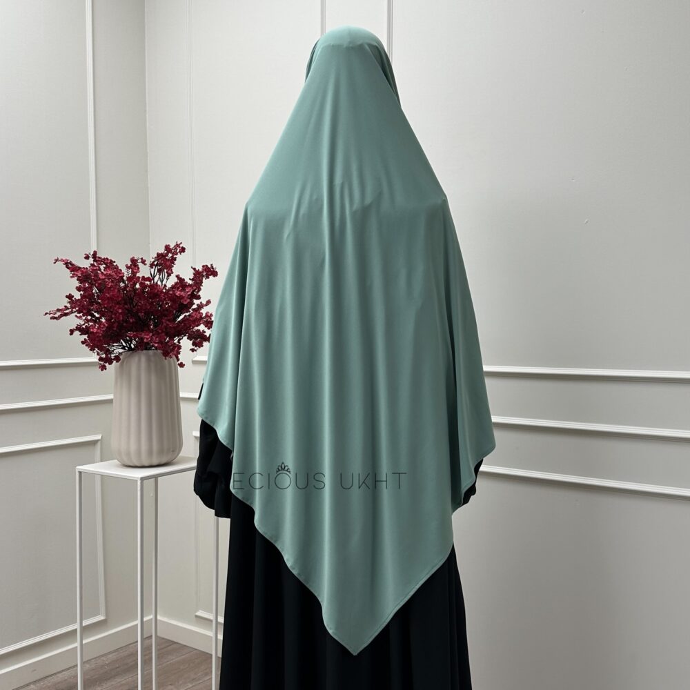 Alternative view of Amira Khimaar Short ‘Mint’ (Premium Jersey)