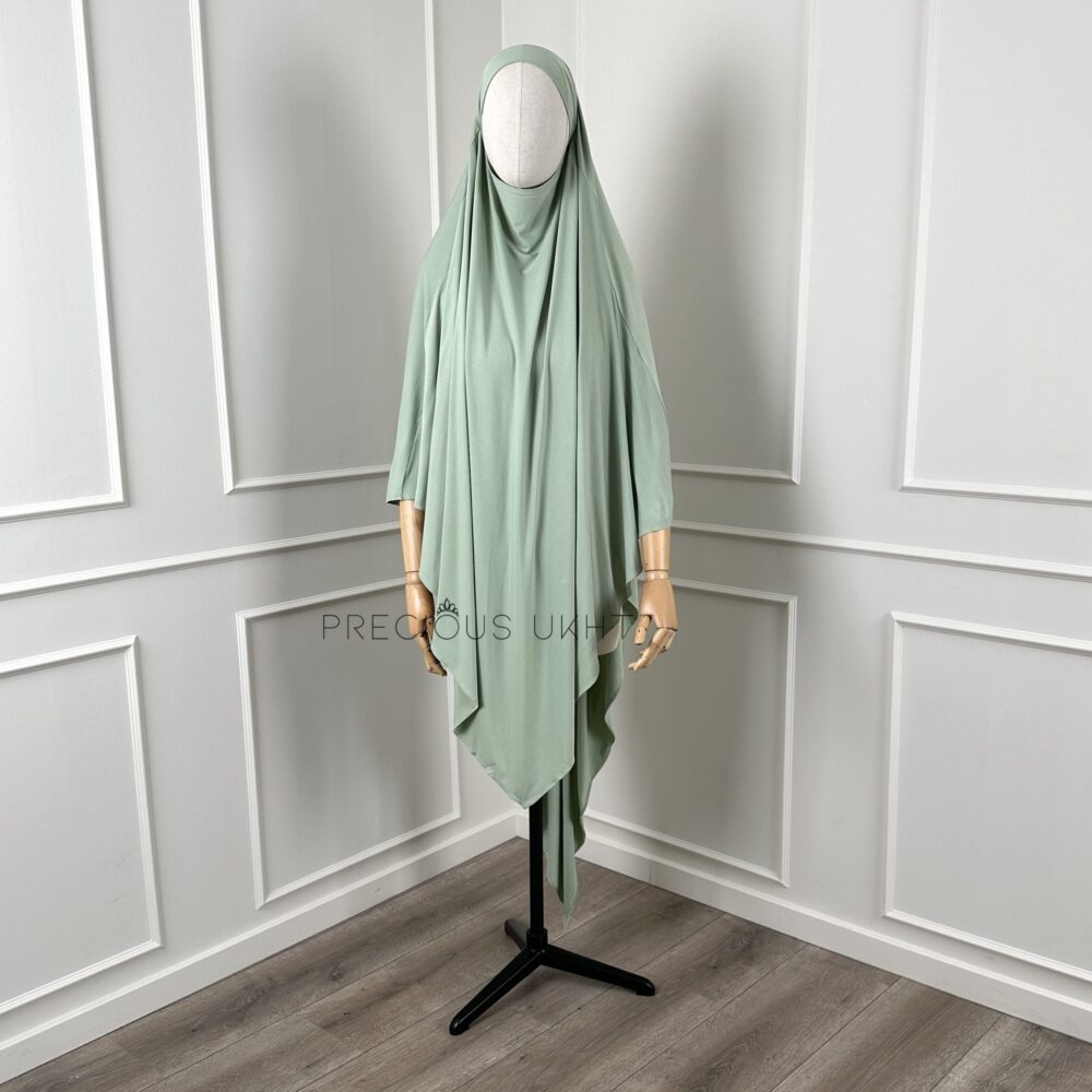 Amira Khimaar Long 'Mint' (Bamboo Fabric)
