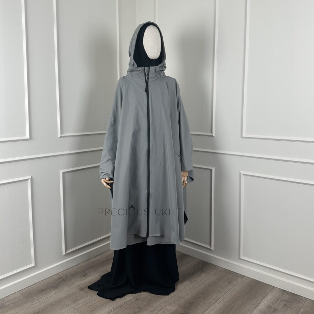 Alternative view of Poncho Khareef 'Sage Grey'