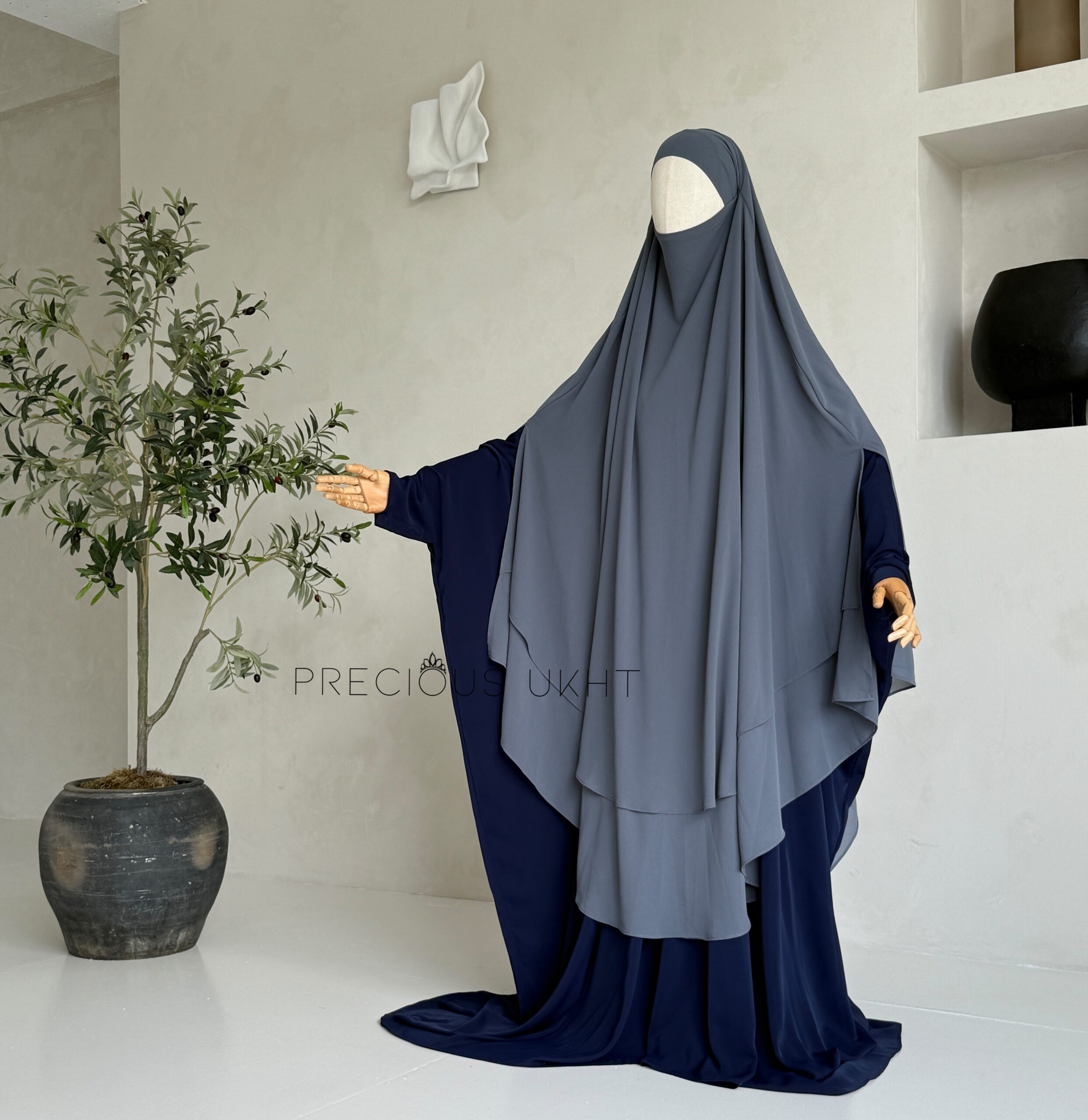 2 Laags Yemeni Chiffon Khimaar 'Dark Grey'