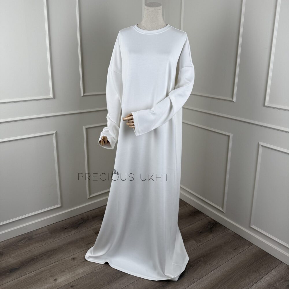 Ilham Abaya ‘Snow White’