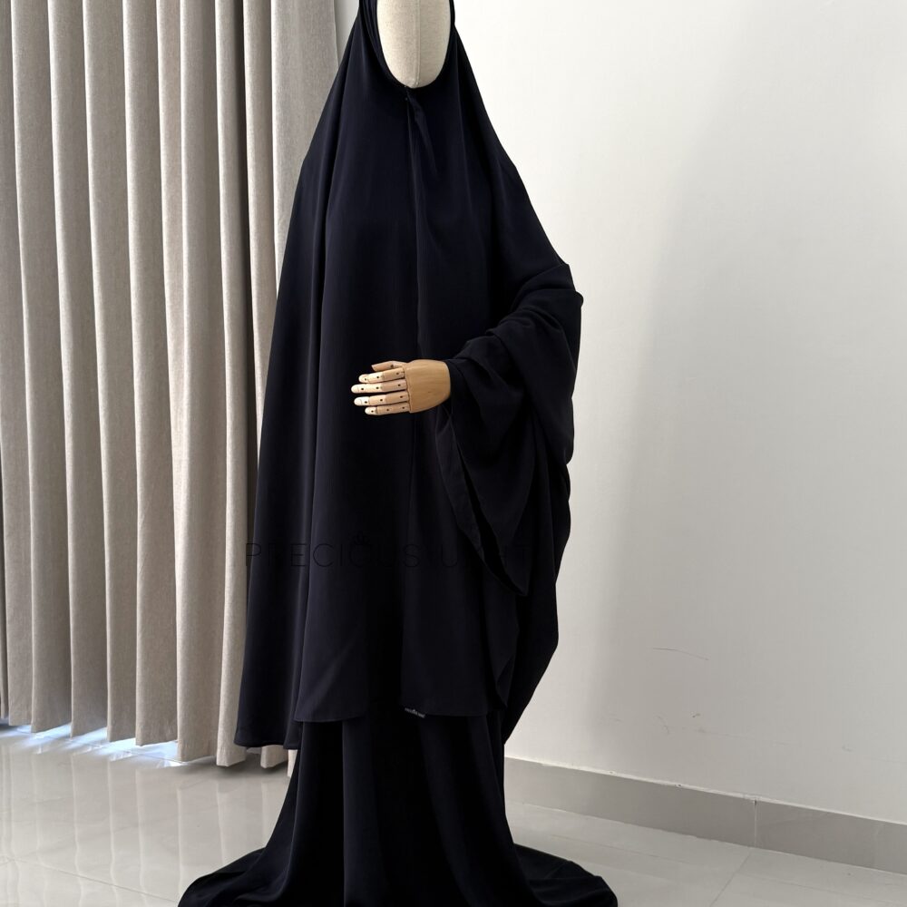 Oemayrah Extra Long Khimaar & Abaya Set ‘Deep Blue’