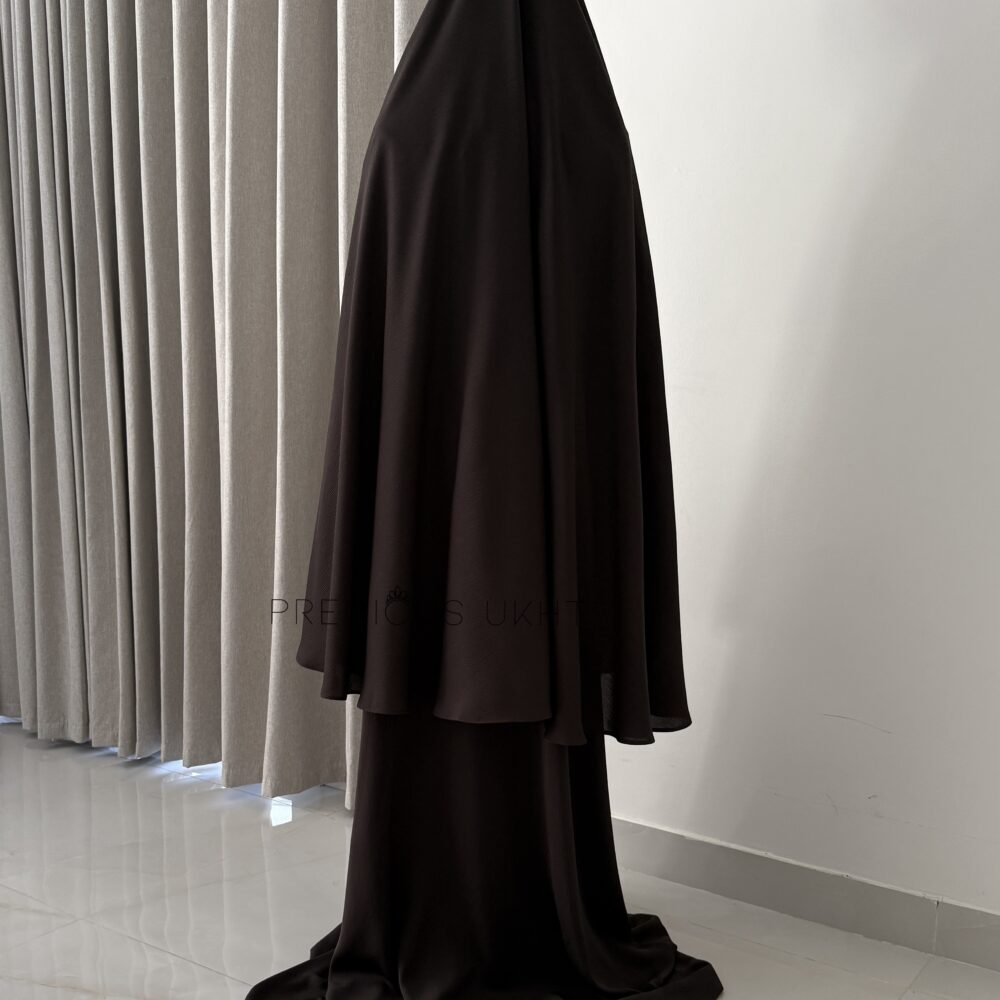 Oemayrah Medium Khimaar ‘Dark Chocolate'
