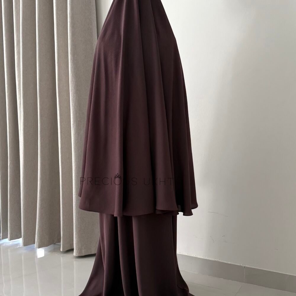 Alternative view of Oemayrah Medium Khimaar ‘Mulberry Brown'