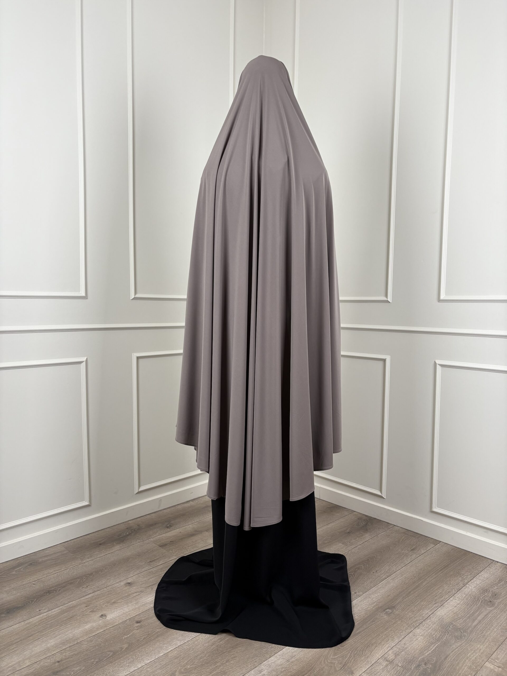Premium Jersey Extra Long Tieback Khimaar 'Dark Taupe' - Afbeelding 4