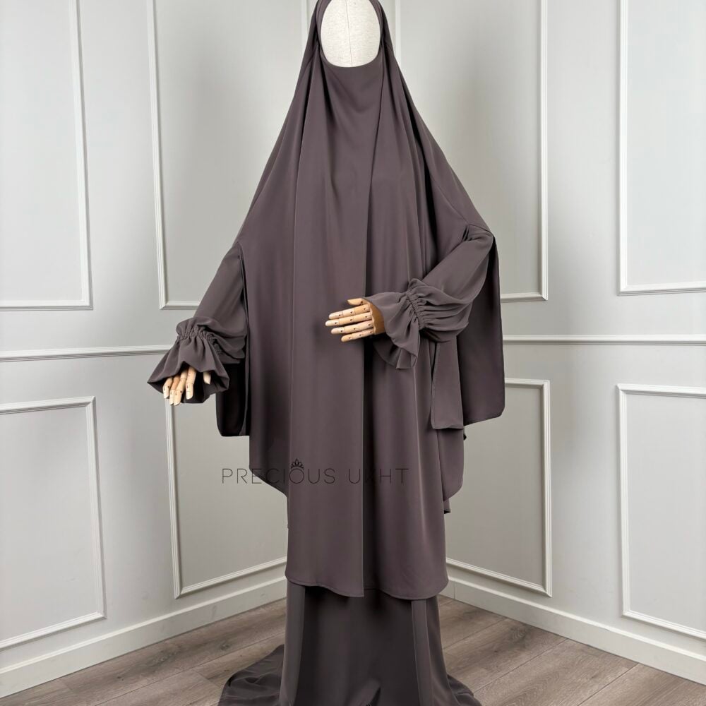 Alternative view of Assiyah Abaya 'Ash Brown’