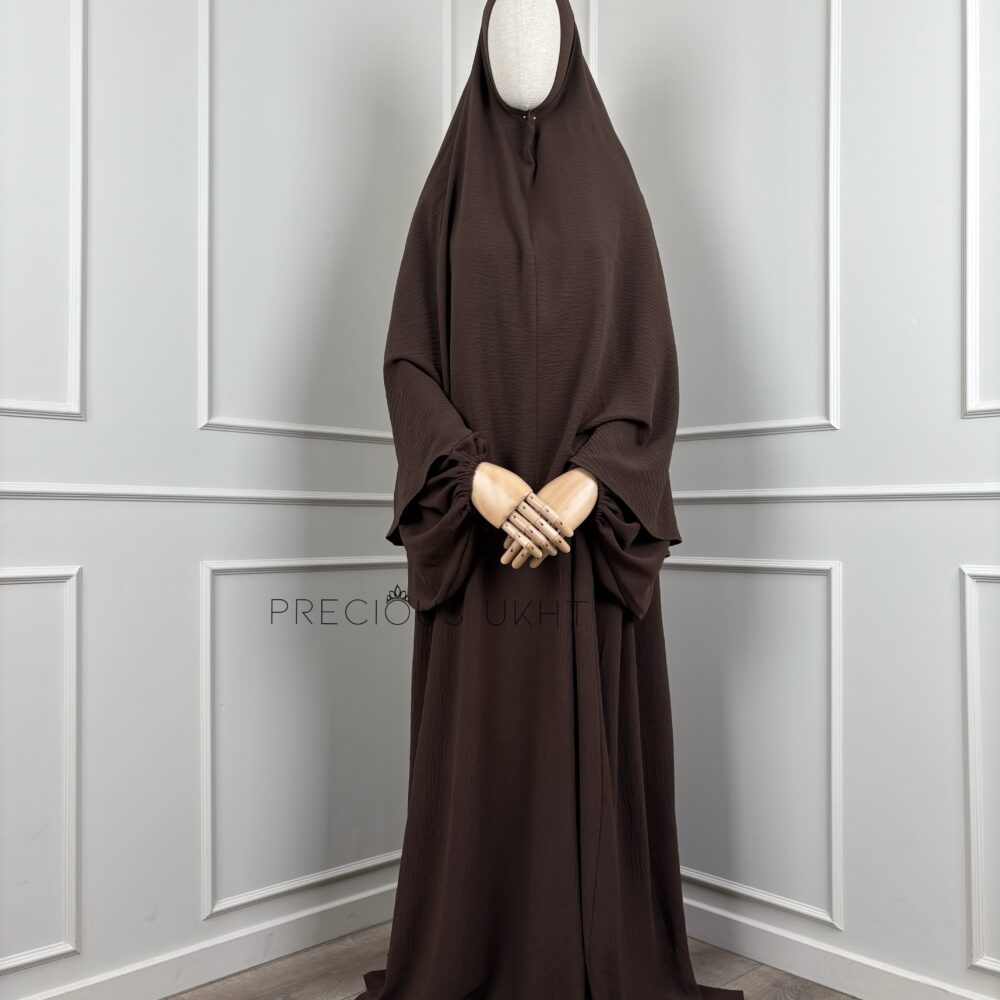 Precious Ukht Stretch Heup Khimaar ‘Dark Brown'