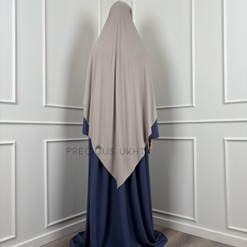 Alternative view of Amira Khimaar Short 'Soft Taupe' (Bamboo Fabric)