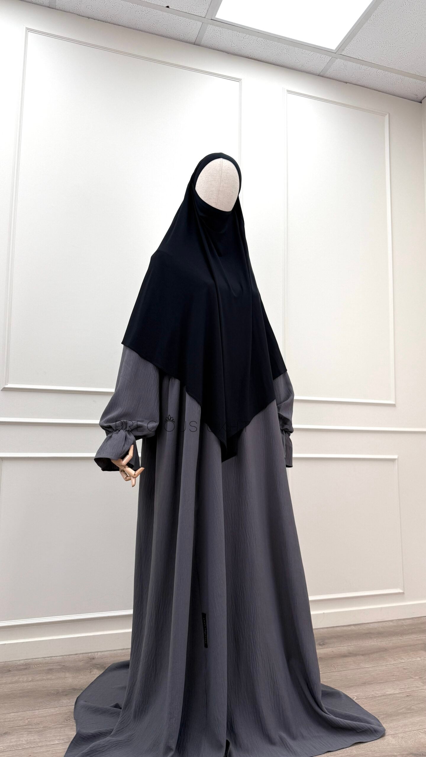 Amira Khimaar Short 'Black' (Bamboo Fabric)