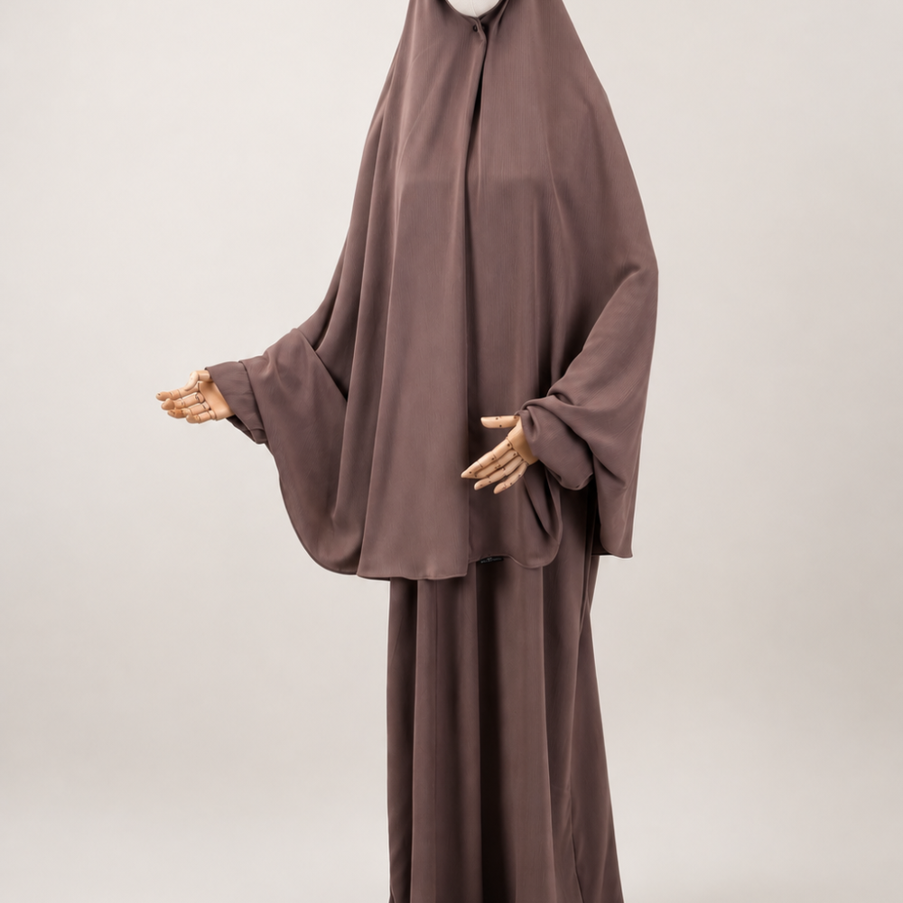 Oemayrah Medium Khimaar ‘Mauvie Brown'